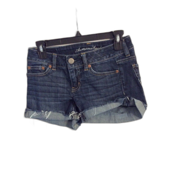 American Eagle stretch Shorts Size 2 Cuffed EUC 3" Inseam - Picture 1 of 6